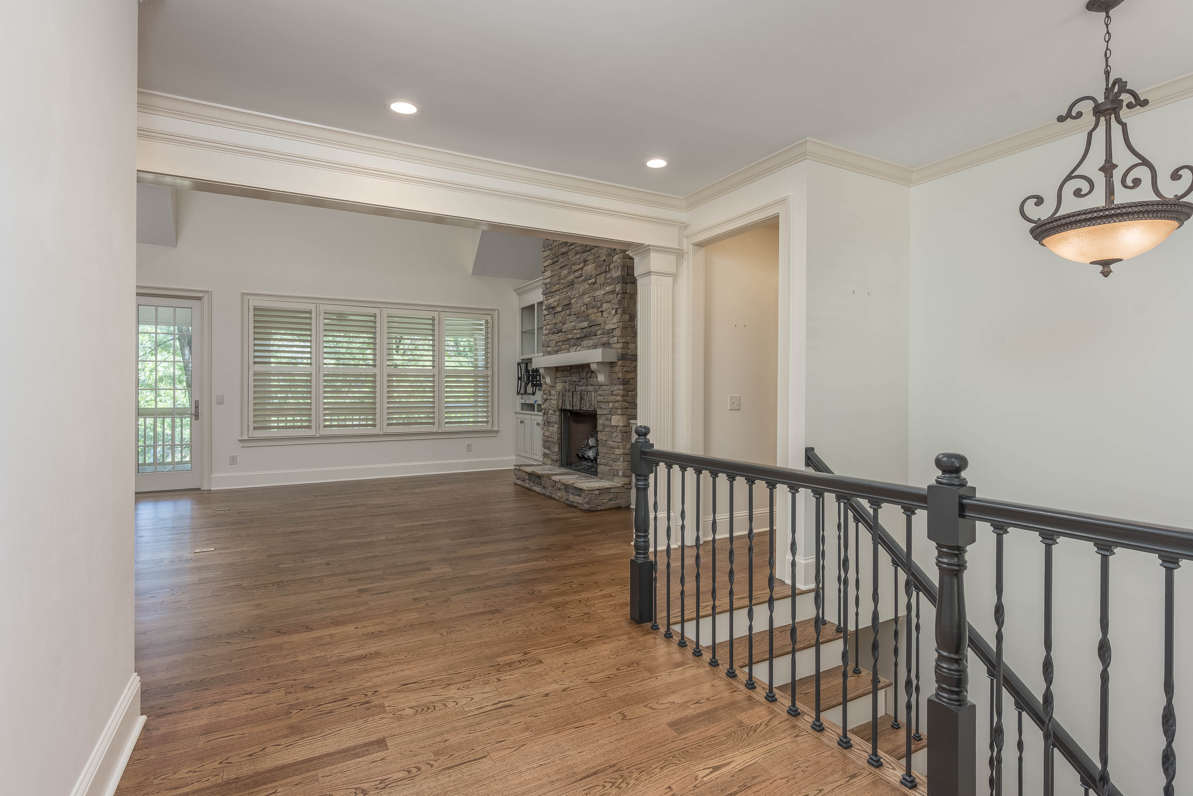 1050 Dejarnet Place image 6